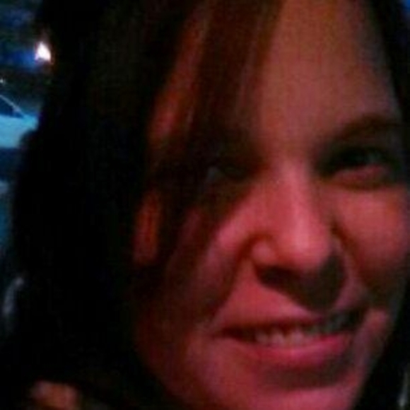 Meet your Posher, Joyce - Picture 1 of 1